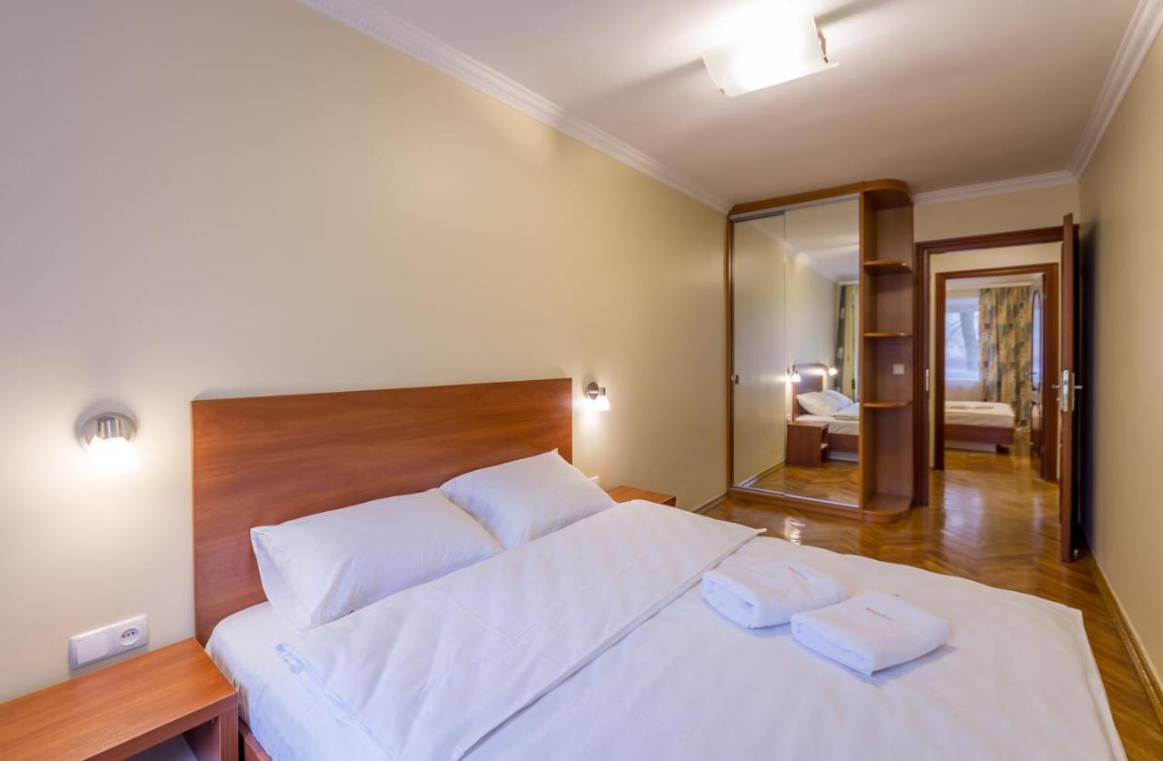 Apartment On Leonida Pervomais'Koho Kiev Eksteriør billede
